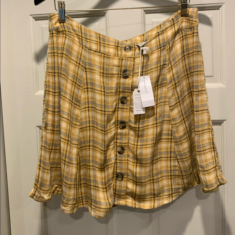 American Eagle plaid skirt, size:L yellow